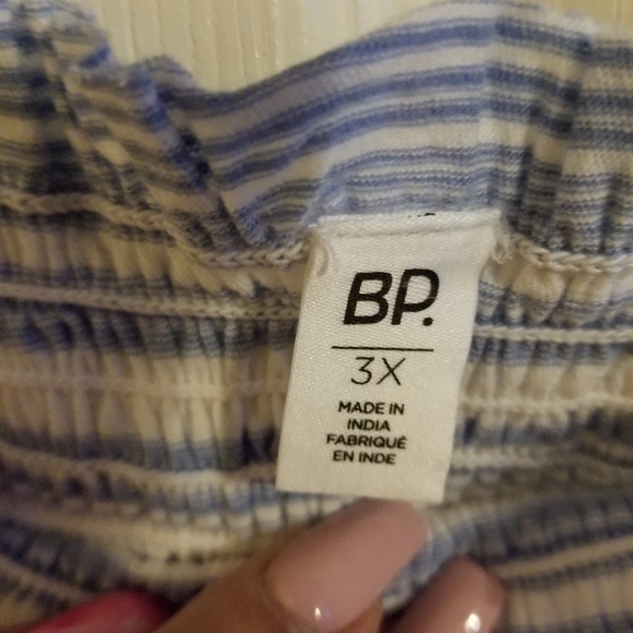 STRIPE Smocked ,Tank Top, NWT Plus size - Picture 4 of 8